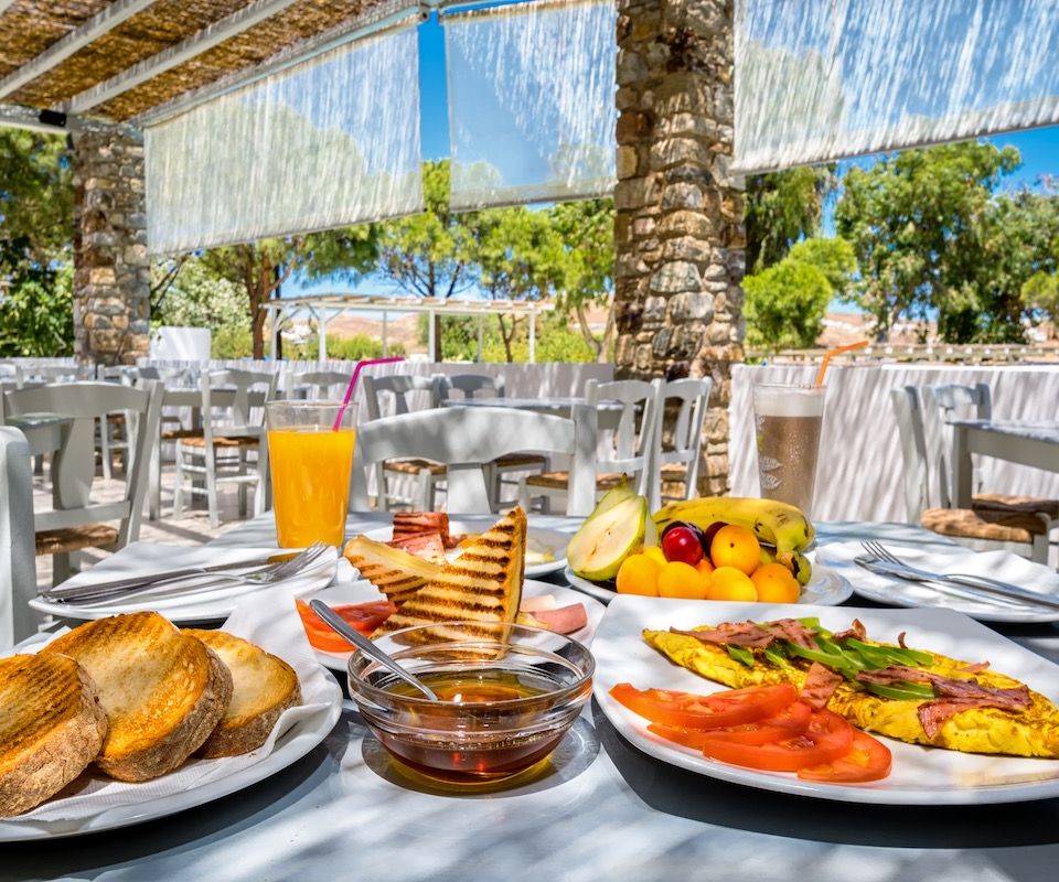 Capari-Restaurant στο Coralli Sea Side Resort Σέριφος